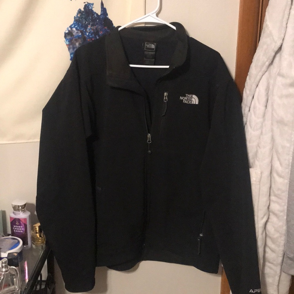 Men’s North Face apex jacket